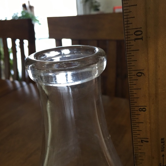 Glass milk bottle, 1 quart buy two $ 5 items for $8 - Picture 9 of 10